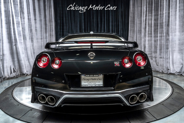 Used 2017 Nissan GT-R Premium Coupe COMPLETELY STOCK! for sale Sold at Chicago Motor Cars in West Chicago IL 60185 4