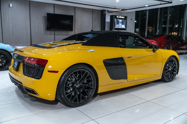 Used-2017-Audi-R8-52-quattro-V10-Spyder-Convertible-HOT-Spec-BOTH-Carbon-Packs-LOADED