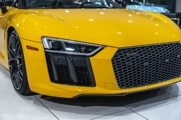 Used-2017-Audi-R8-52-quattro-V10-Spyder-Convertible-HOT-Spec-BOTH-Carbon-Packs-LOADED