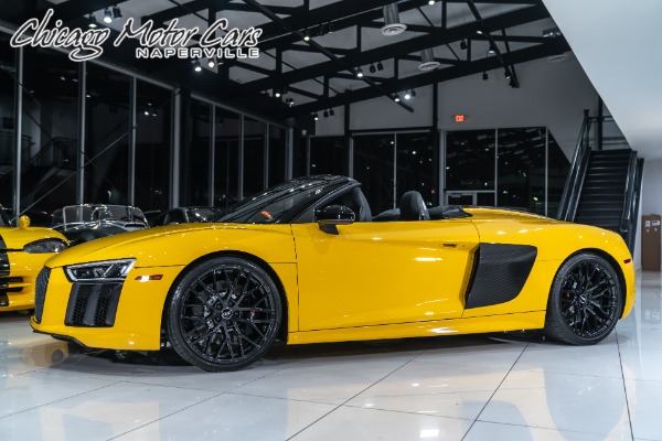 Used 2017 Audi R8 5.2 quattro V10 Spyder Convertible HOT Spec! BOTH Carbon Packs! LOADED for sale Sold at Chicago Motor Cars in West Chicago IL 60185 1