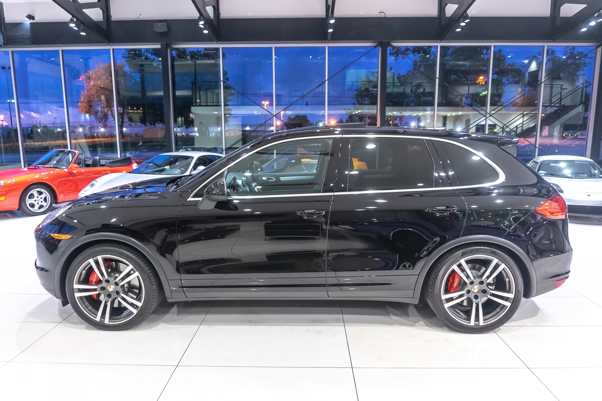 Used-2014-Porsche-Cayenne-Turbo-SUV