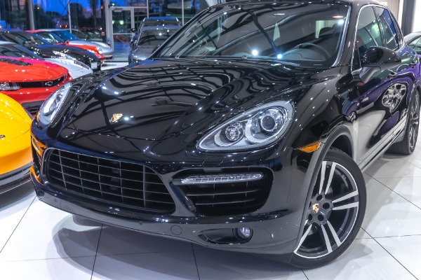 Used 2014 Porsche Cayenne Turbo SUV for sale Sold at Chicago Motor Cars in West Chicago IL 60185 4