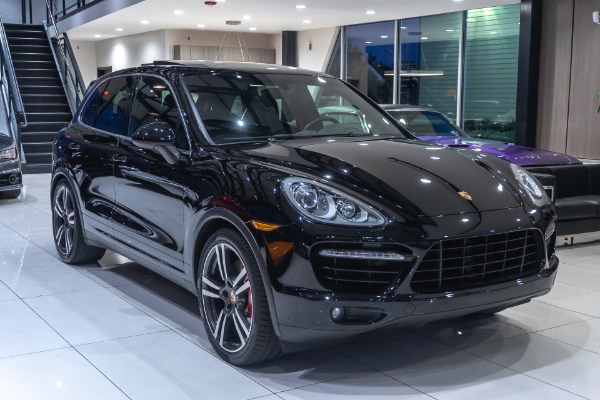 Used 2014 Porsche Cayenne Turbo SUV for sale Sold at Chicago Motor Cars in West Chicago IL 60185 5