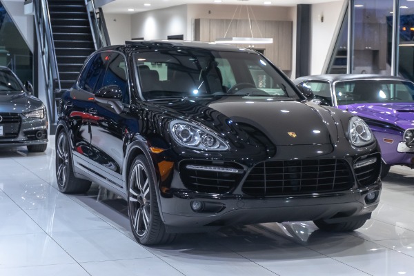 Used 2014 Porsche Cayenne Turbo SUV for sale Sold at Chicago Motor Cars in West Chicago IL 60185 6