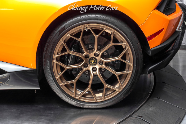 Used-2018-Lamborghini-Huracan-LP640-4-Performante-Coupe-Carbon-Fiber-LOADED-Orange