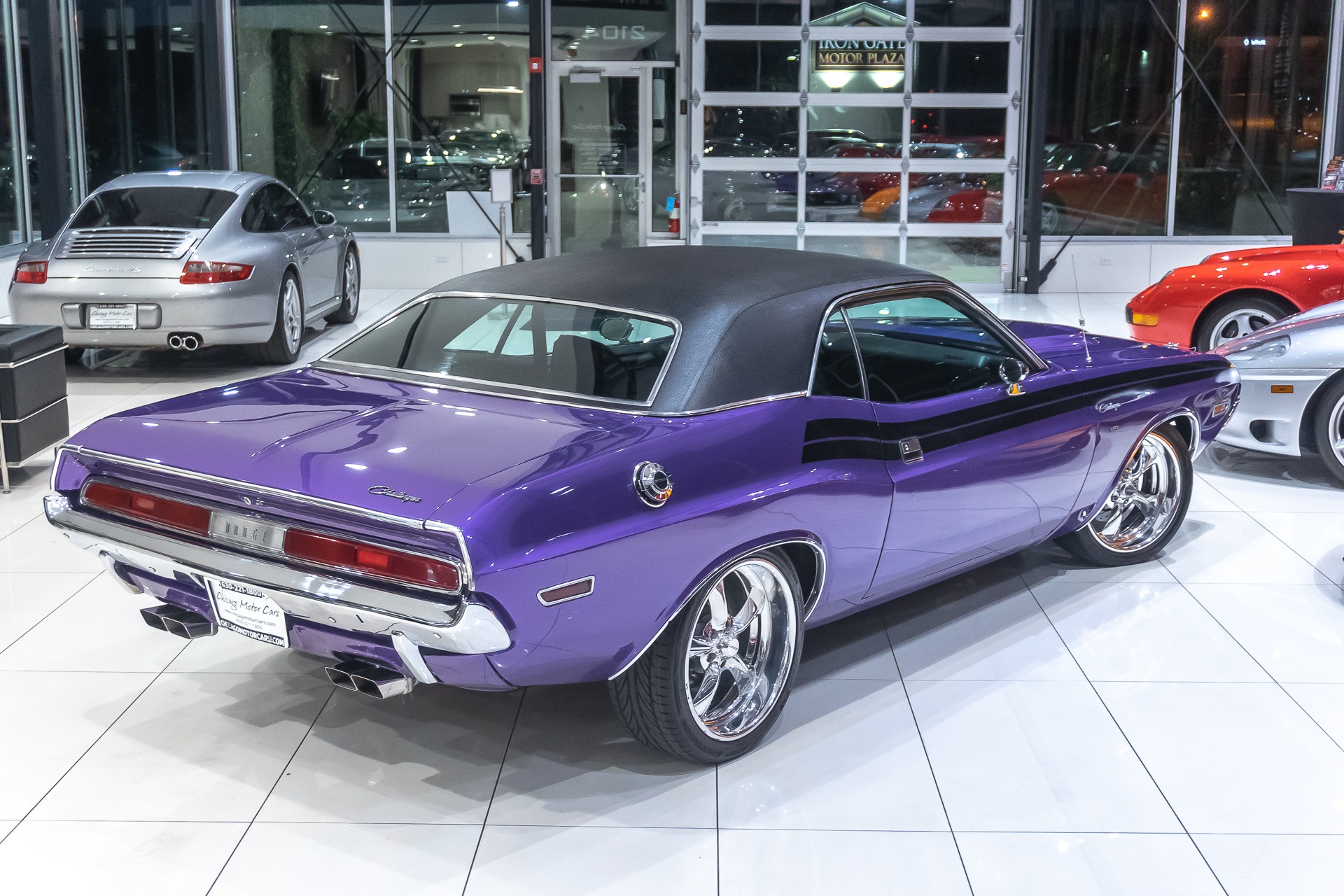 Used-1970-Dodge-Challenger-Coupe-360CI-FI-TECH-FUEL-INJECTED-RESTORED