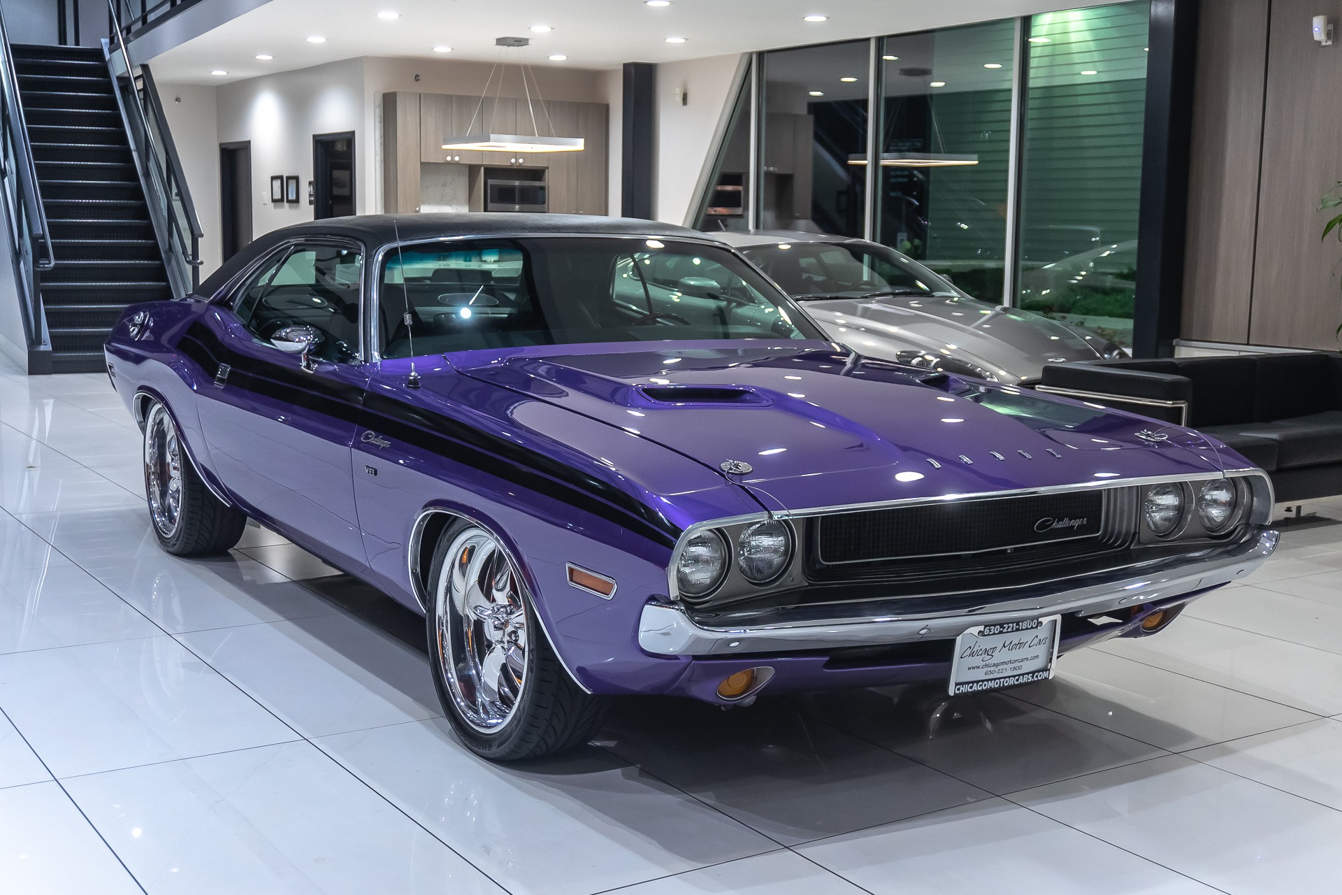 Used-1970-Dodge-Challenger-Coupe-360CI-FI-TECH-FUEL-INJECTED-RESTORED