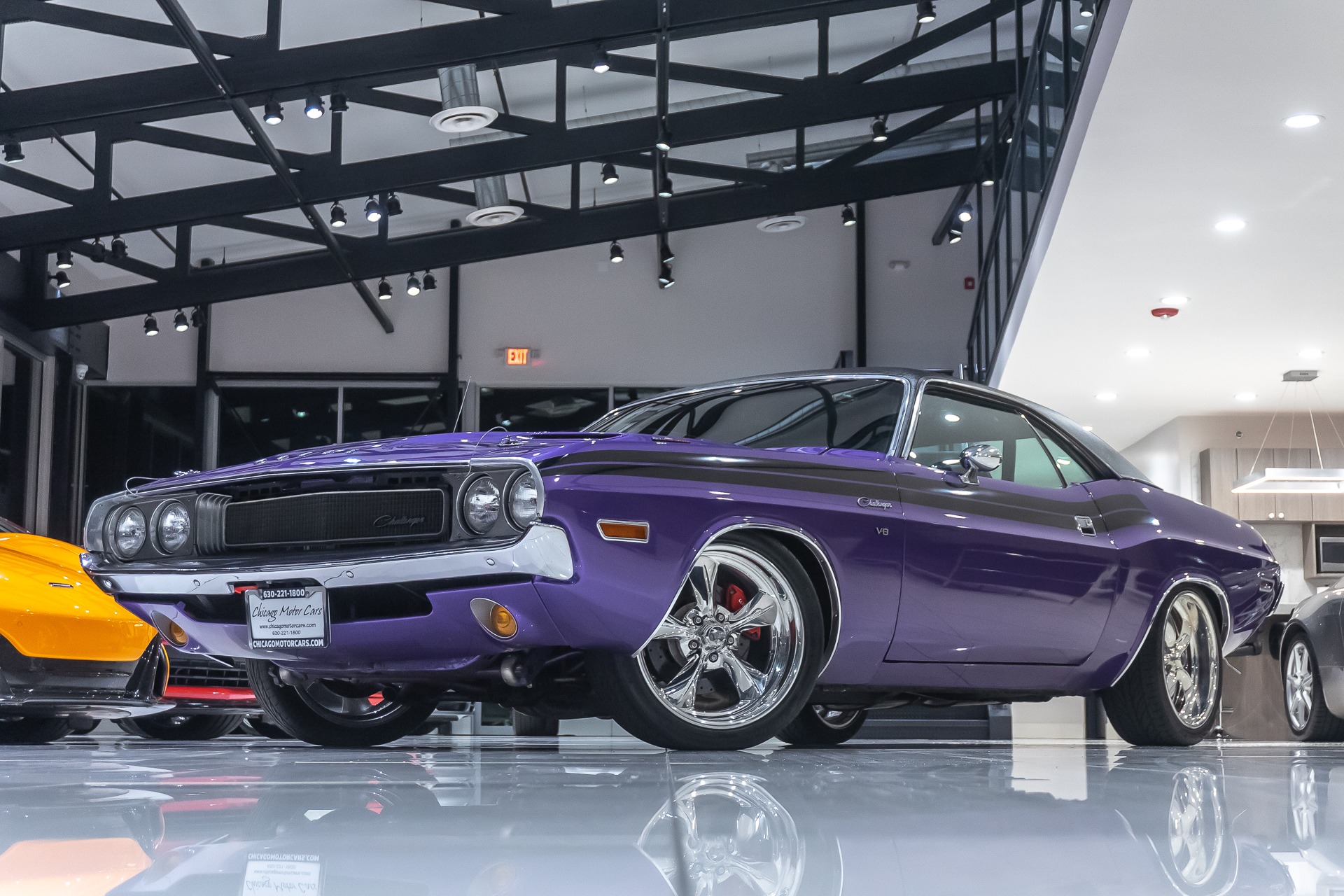 Used-1970-Dodge-Challenger-Coupe-360CI-FI-TECH-FUEL-INJECTED-RESTORED