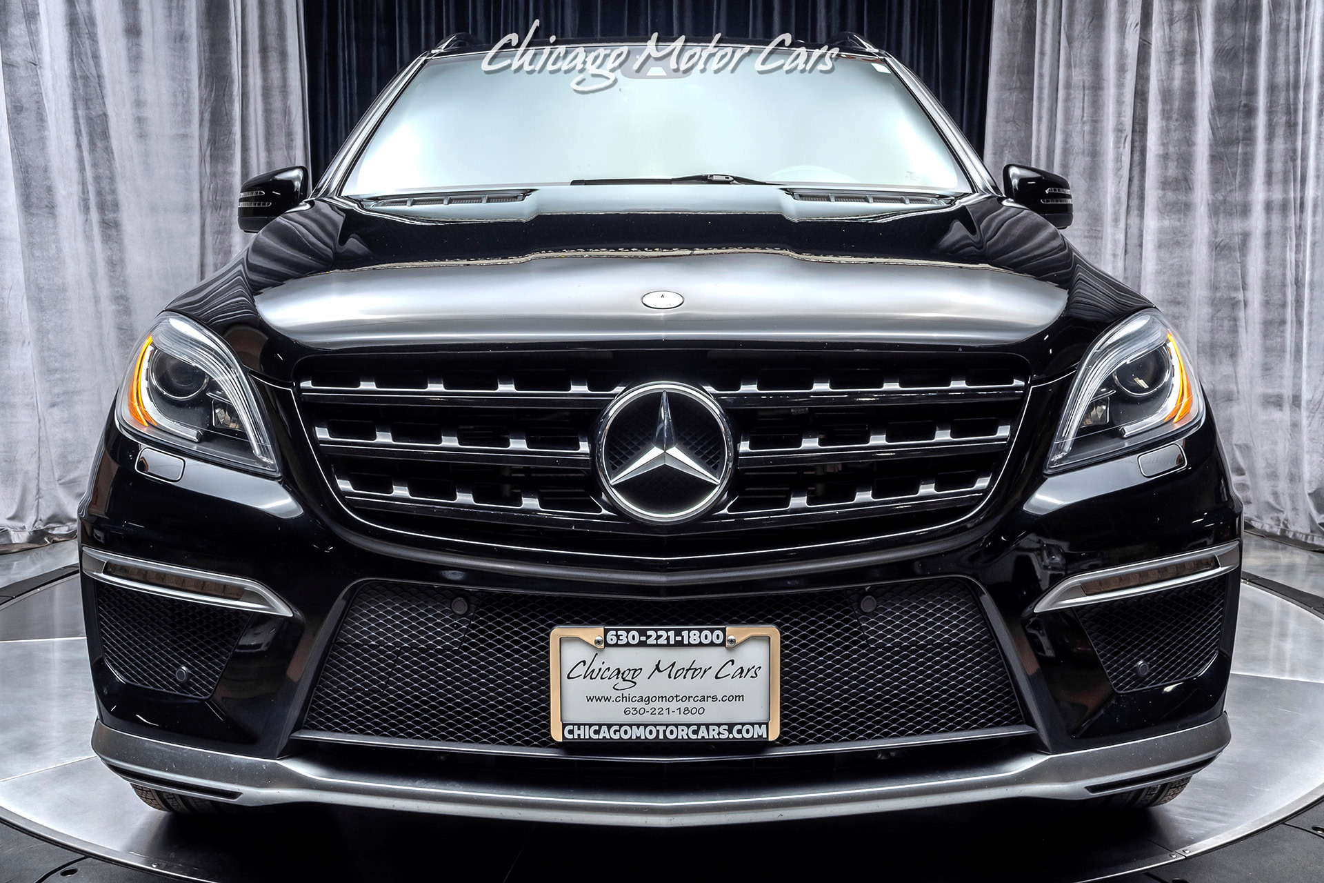 Used-2012-Mercedes-Benz-ML63-AMG-4MATIC-SUV-REAR-SEAT-ENTERTAINMENT