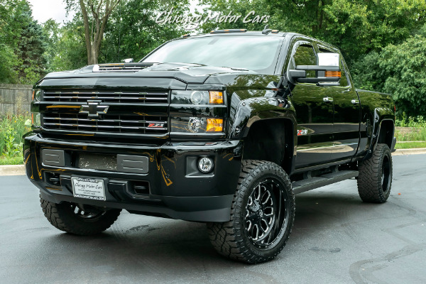 Used 2019 Chevrolet Silverado 2500HD LTZ DURAMAX PLUS PACKAGE + 6.6L TURBO 8-CYLINDER DIESEL ENGINE! for sale Sold at Chicago Motor Cars in West Chicago IL 60185 2