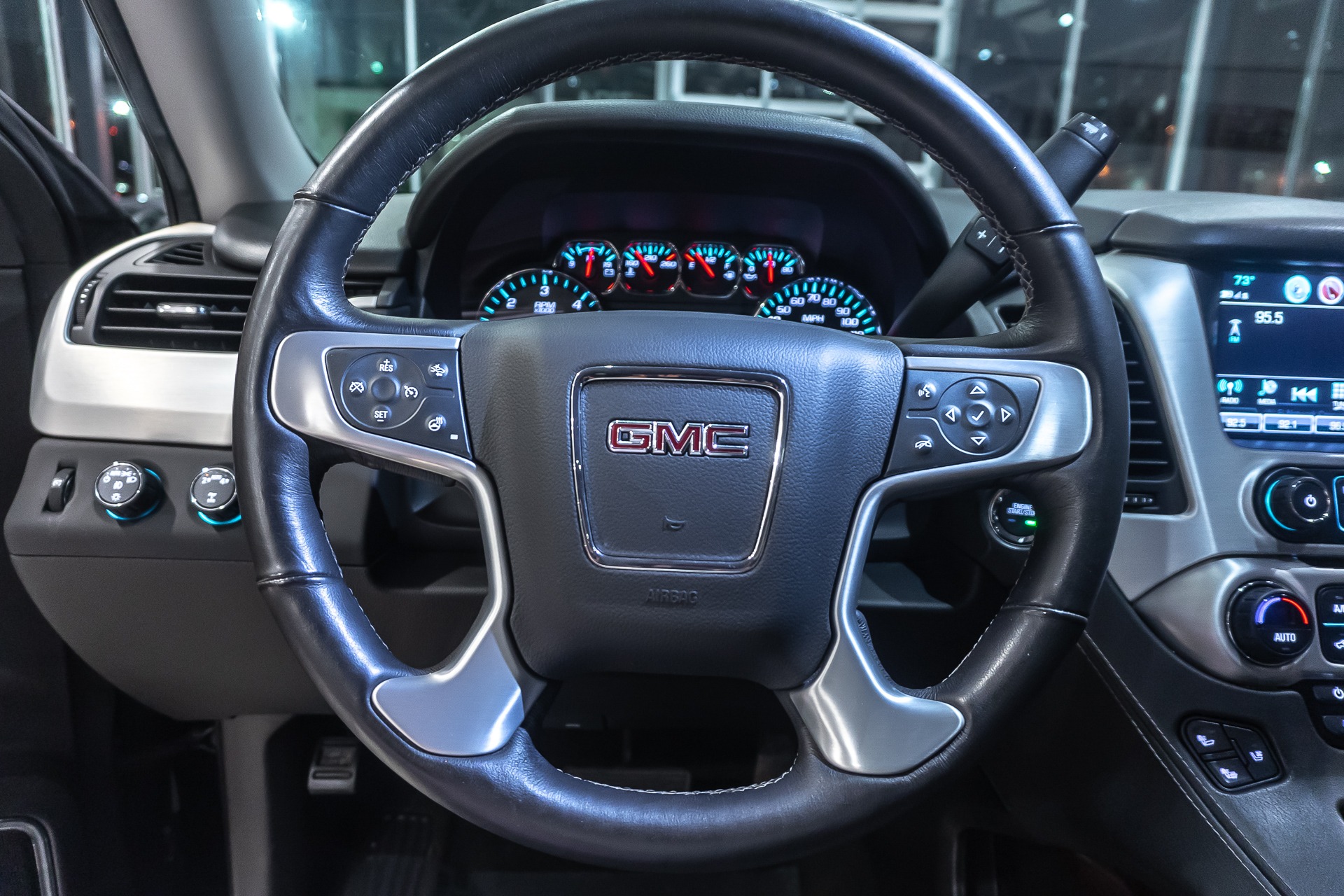 Used-2017-GMC-Yukon-SLT