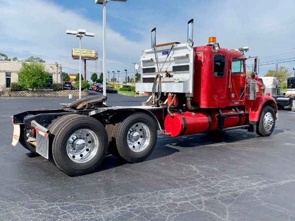 Used 2001 FREIGHTLINER FLD120 for sale Sold at Chicago Motor Cars in West Chicago IL 60185 5