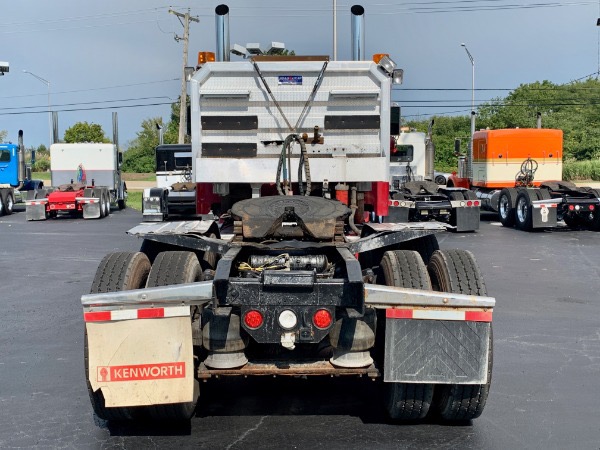 Used-2001-FREIGHTLINER-FLD120