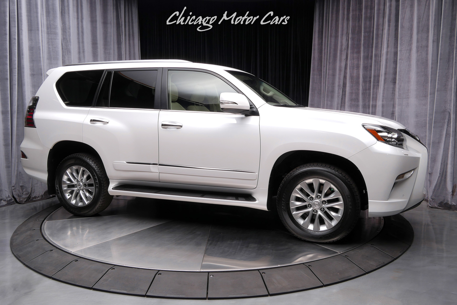 Used-2019-Lexus-GX-460-SUV-PREMIUM-PACKAGE-ONLY-5K-MILES