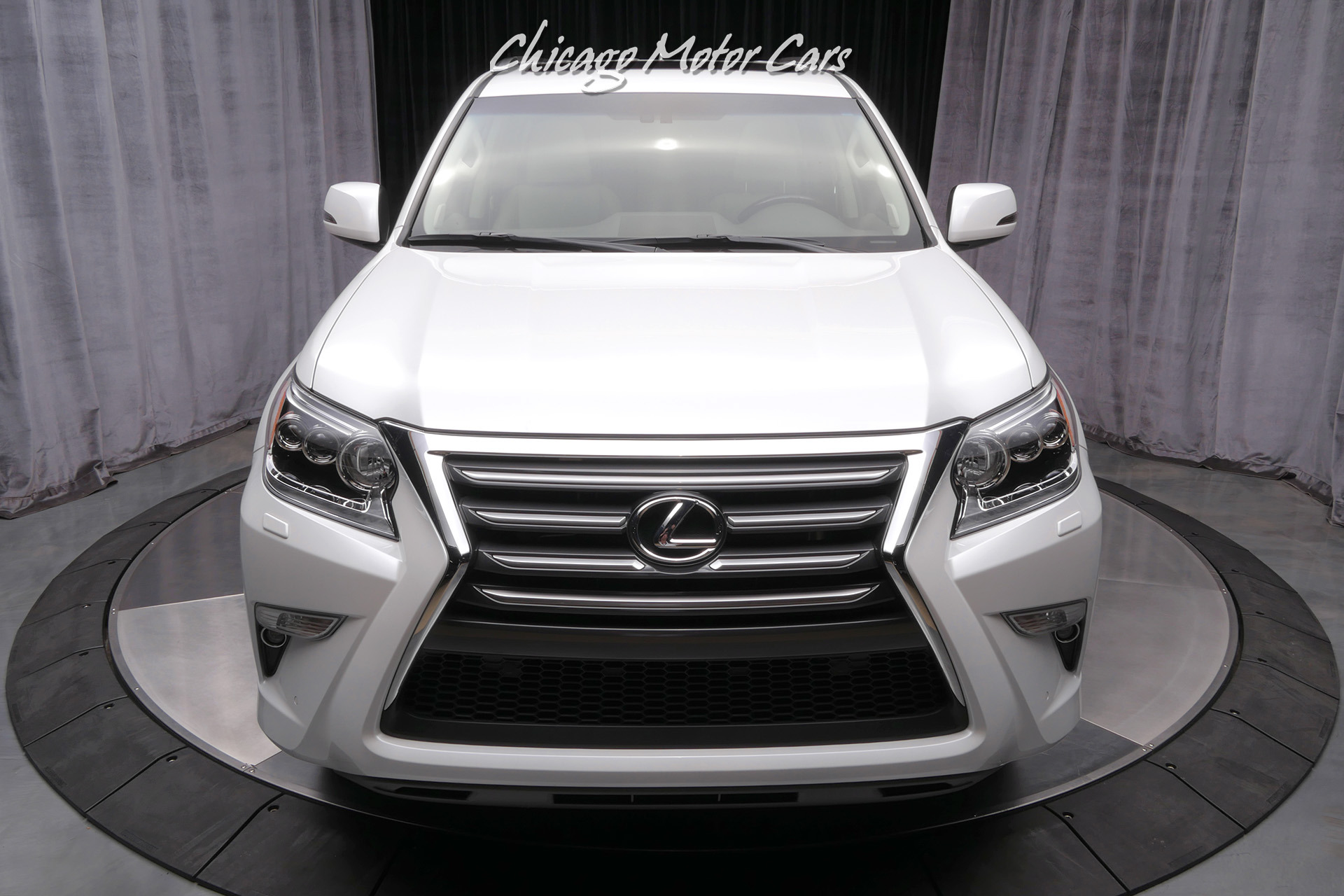 Used-2019-Lexus-GX-460-SUV-PREMIUM-PACKAGE-ONLY-5K-MILES