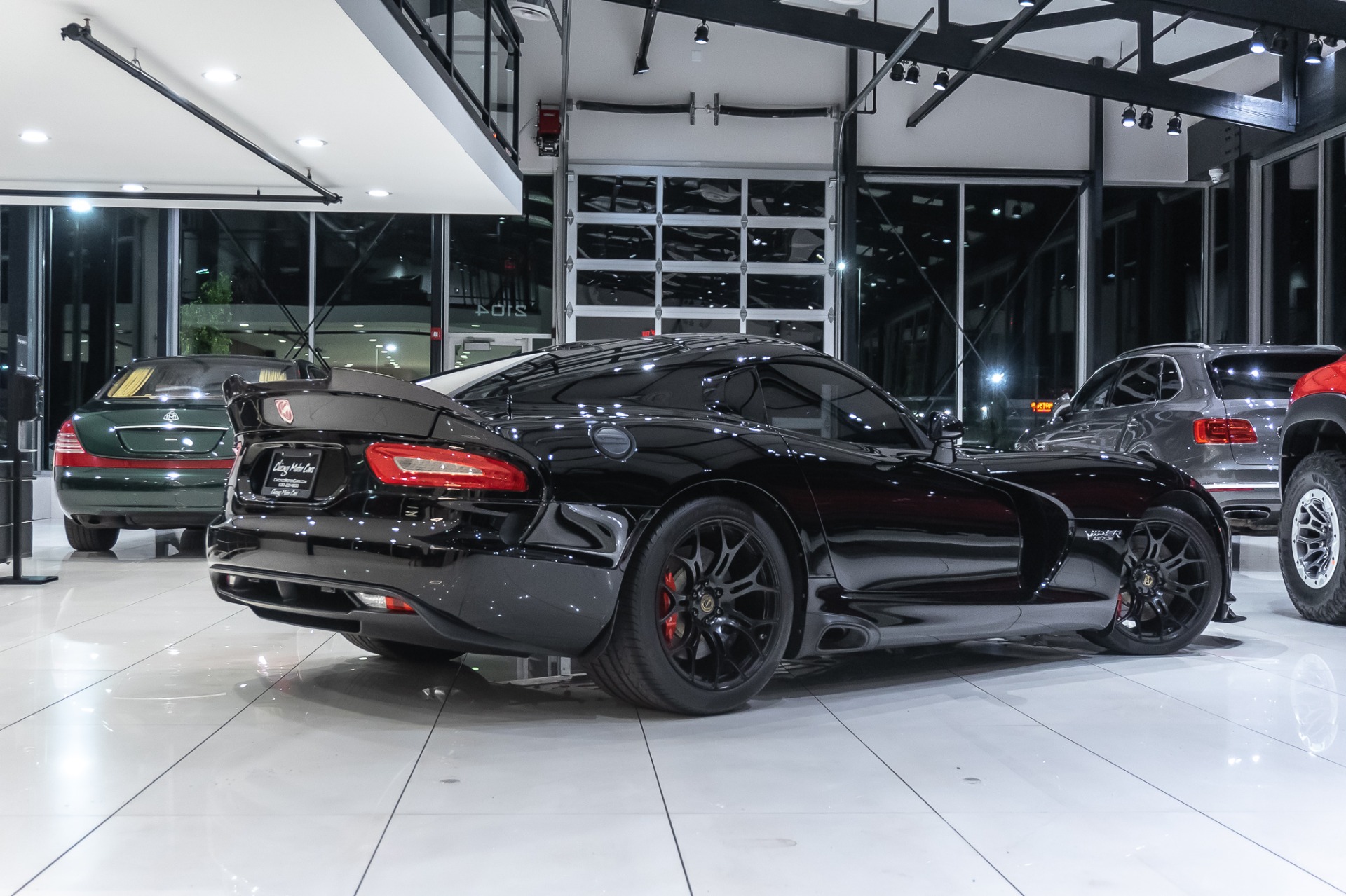 Used-2014-Dodge-SRT-Viper-GTS-Coupe-ADVANCED-CARBON-FIBER-AERO-PACKAGE