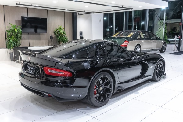 Used-2014-Dodge-SRT-Viper-GTS-Coupe-ADVANCED-CARBON-FIBER-AERO-PACKAGE