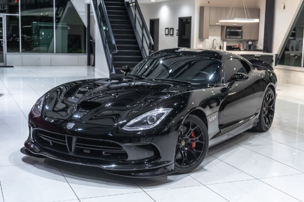 Used 2014 Dodge SRT Viper GTS Coupe ADVANCED CARBON FIBER AERO PACKAGE! for sale Sold at Chicago Motor Cars in West Chicago IL 60185 4