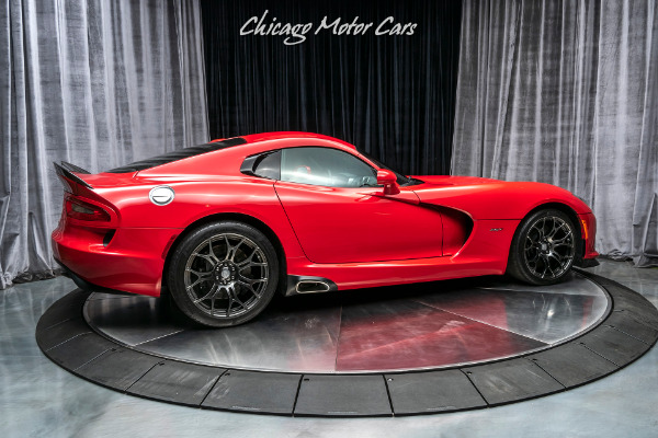 Used 2014 Dodge SRT Viper Coupe AMAZING SPEC! ADVANCED AERODYNAMICS PACKAGE! for sale Sold at Chicago Motor Cars in West Chicago IL 60185 5