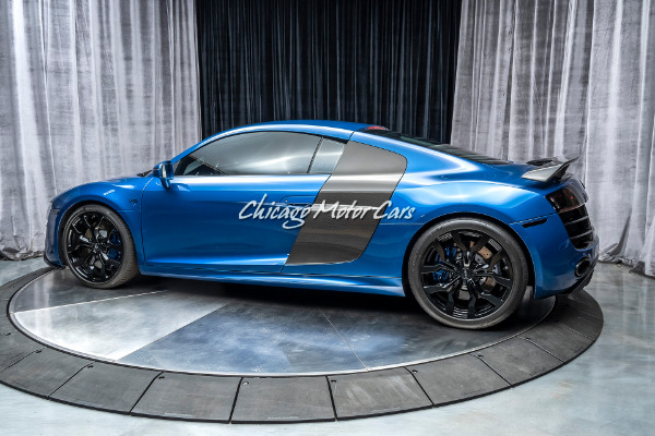 Used 2010 Audi R8 5.2 quattro UPGRADES! Coupe for sale Sold at Chicago Motor Cars in West Chicago IL 60185 3