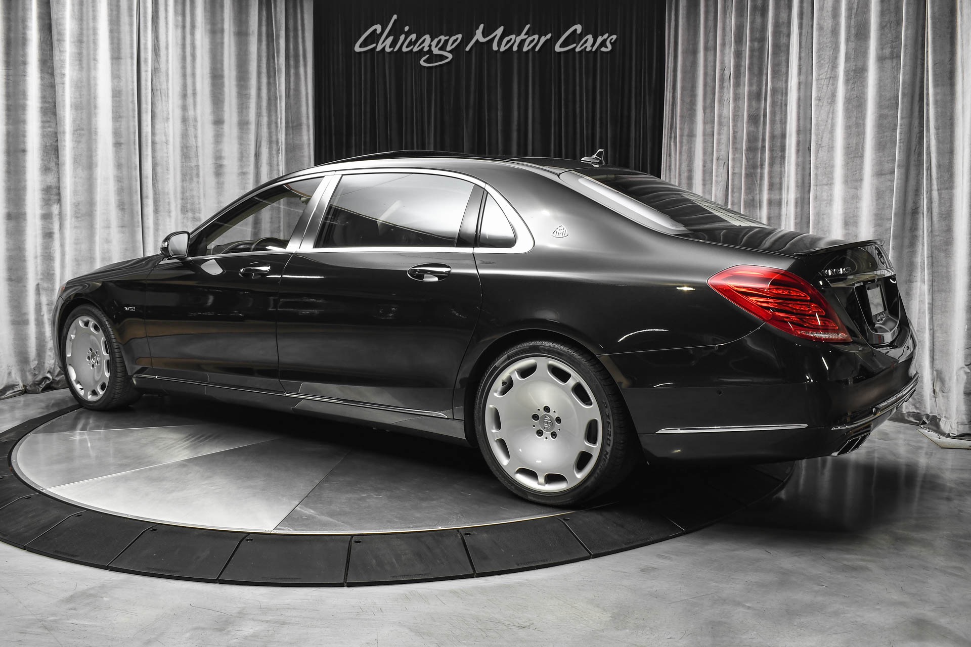 Used-2016-Mercedes-Benz-S600-Maybach-Sedan-Magic-Sky-Control-STUNNING-Color-Combo-HIGH-MSRP