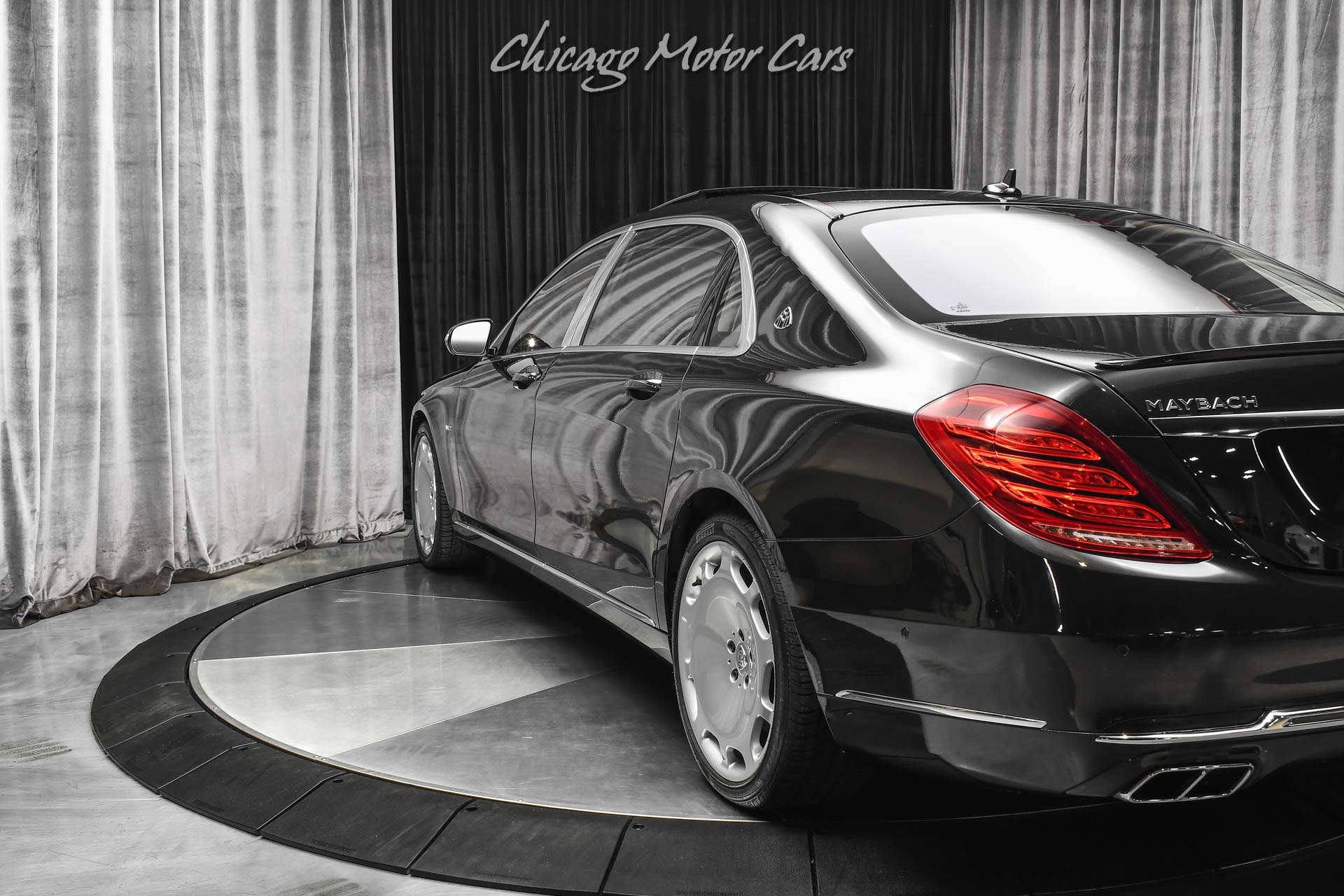 Used-2016-Mercedes-Benz-S600-Maybach-Sedan-Magic-Sky-Control-STUNNING-Color-Combo-HIGH-MSRP