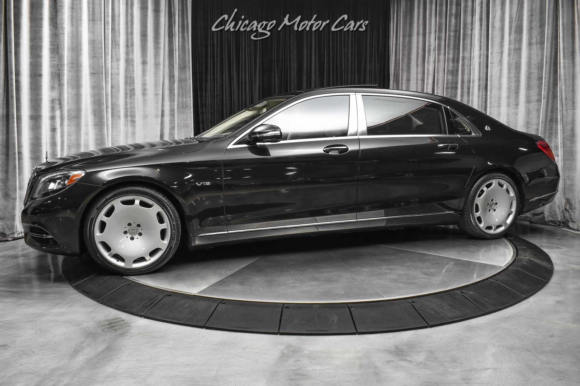 Used-2016-Mercedes-Benz-S600-Maybach-Sedan-Magic-Sky-Control-STUNNING-Color-Combo-HIGH-MSRP