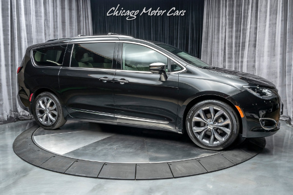 Used 2017 Chrysler Pacifica Limited Mini-Van MSRP $44K+ ONE OWNER! LOW MILES! for sale Sold at Chicago Motor Cars in West Chicago IL 60185 6