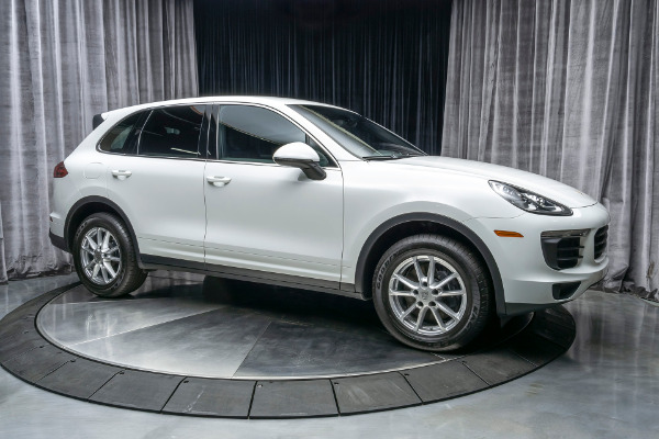 Used 2016 Porsche Cayenne SUV PORSCHE ACTIVE SUSPENSION MANAGEMENT! for sale Sold at Chicago Motor Cars in West Chicago IL 60185 6