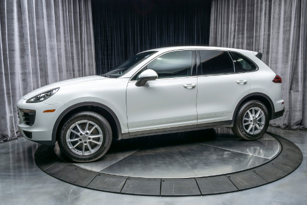 Used 2016 Porsche Cayenne SUV PORSCHE ACTIVE SUSPENSION MANAGEMENT! for sale Sold at Chicago Motor Cars in West Chicago IL 60185 1