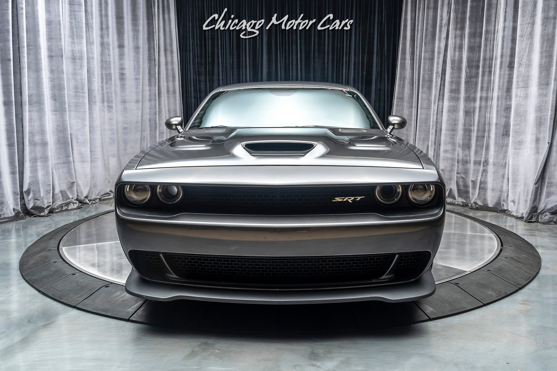 Used-2016-Dodge-Challenger-SRT-Hellcat-Coupe-8-SPEED-AUTO-707-HP