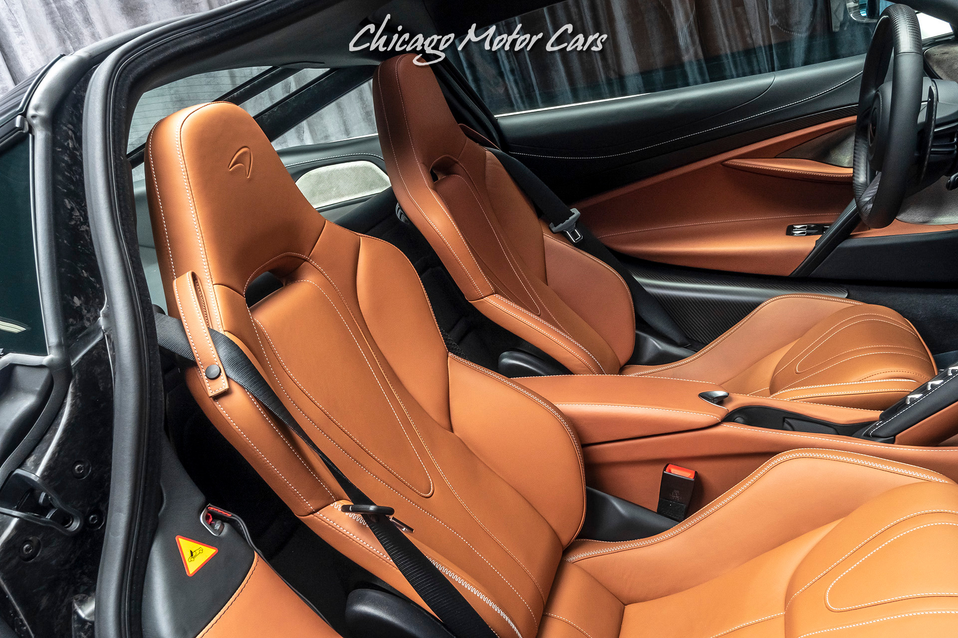 Used-2018-McLaren-720S-Luxury-Coupe-MSRP-391k-Carbon-Fiber