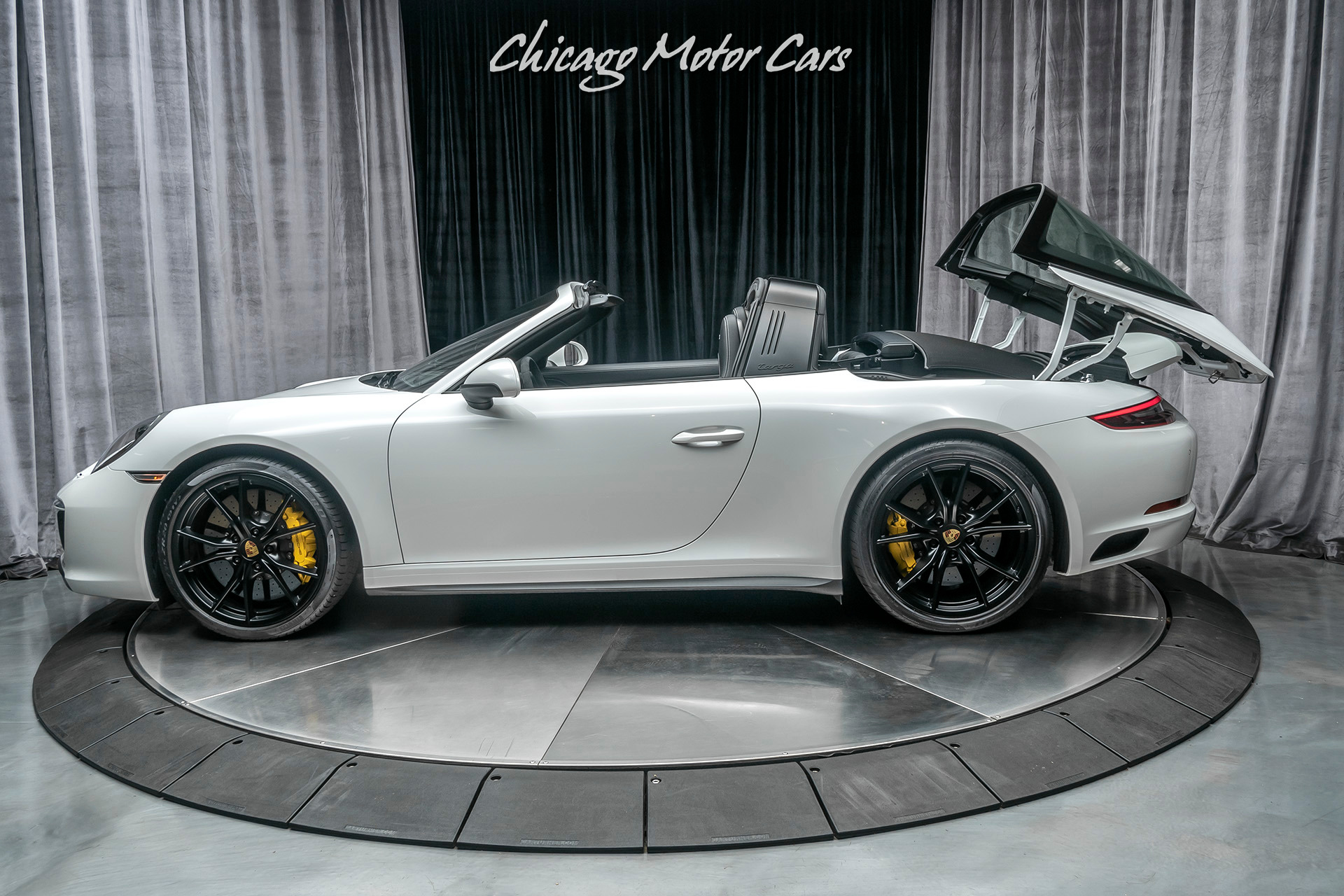 Used-2018-Porsche-911-Targa-4-GTS-Convertible-Only-1600-Miles-Manual-Trans-Original-MSRP-166k