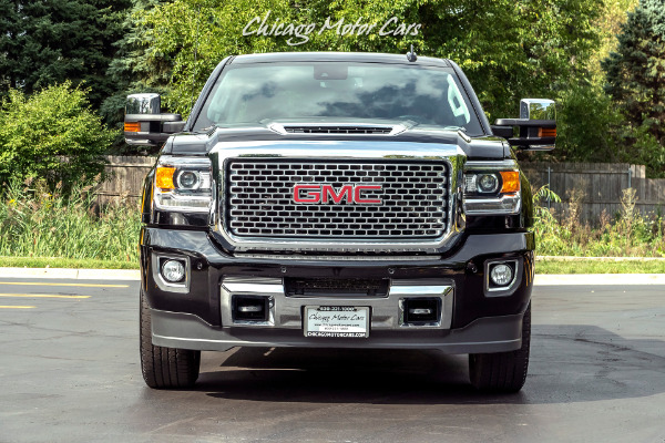 Used 2017 GMC Sierra 2500HD Denali Duramax Diesel 4x4 for sale Sold at Chicago Motor Cars in West Chicago IL 60185 2