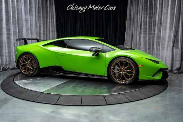 Used 2018 Lamborghini Huracan LP 640-4 Performante Coupe MSRP $335K+ VERDE MANTIS Upgrades! for sale Sold at Chicago Motor Cars in West Chicago IL 60185 6