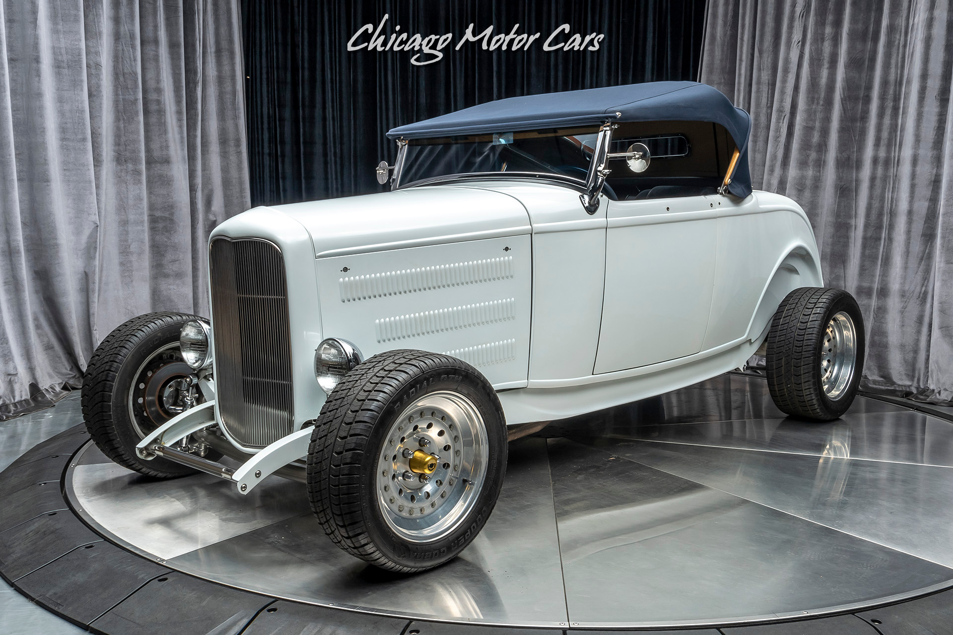 Used-1932-Ford-Custom-Roadster-BUILT-BY-MIDWEST-STREET-CUSTOMS-57-Liter-Chevrolet-350ci-V8-Engine