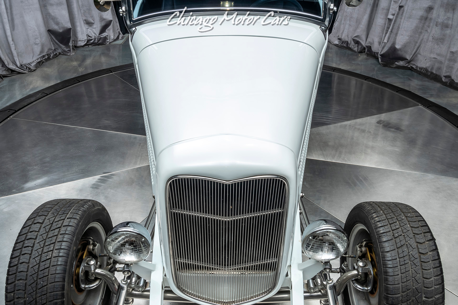Used-1932-Ford-Custom-Roadster-BUILT-BY-MIDWEST-STREET-CUSTOMS-57-Liter-Chevrolet-350ci-V8-Engine