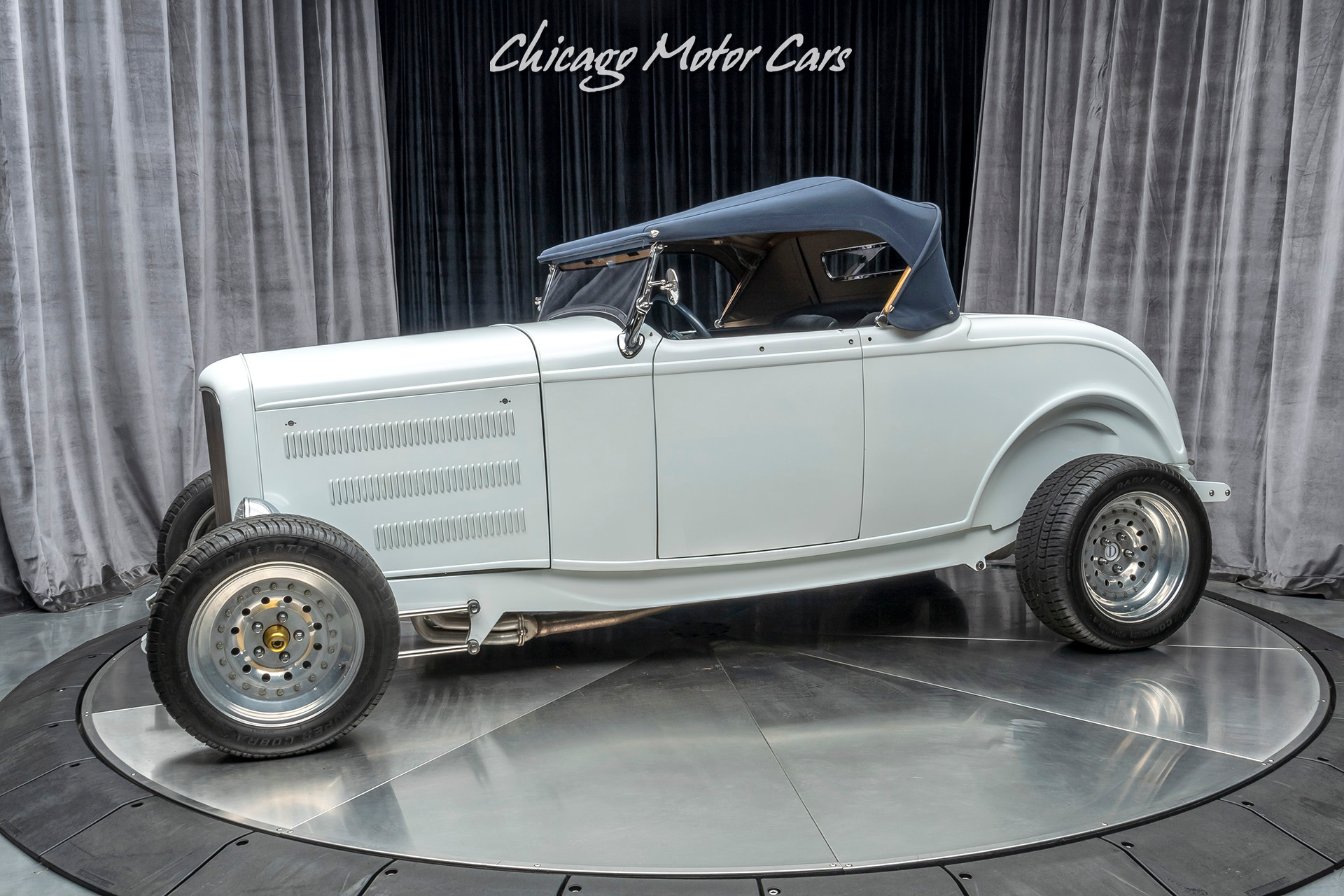 Used-1932-Ford-Custom-Roadster-BUILT-BY-MIDWEST-STREET-CUSTOMS-57-Liter-Chevrolet-350ci-V8-Engine