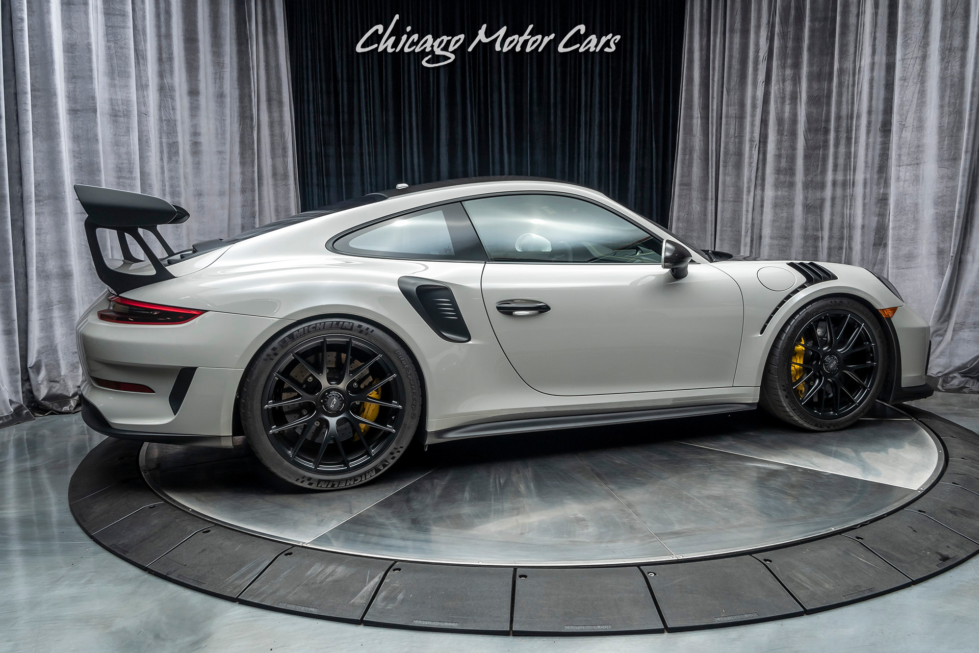 Used-2019-Porsche-911-GT3-RS-Weissach-Package-ONLY-1600-MILES--261K-MSRP