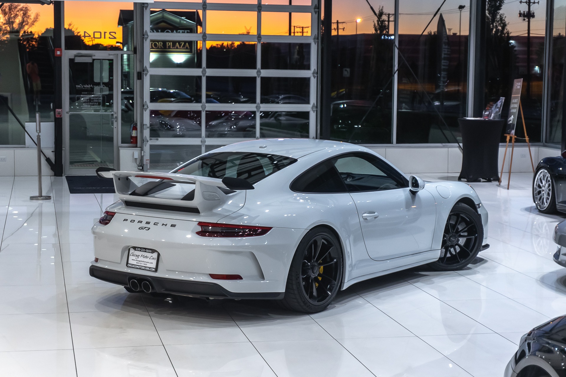Used-2018-Porsche-911-GT3-Coupe-MSRP-174k-CARBON-CERAMIC-BRAKES