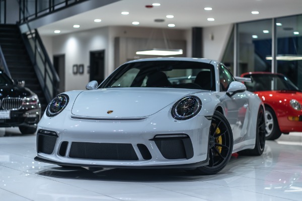 Used 2018 Porsche 911 GT3 Coupe MSRP $174k+ CARBON CERAMIC BRAKES! for sale Sold at Chicago Motor Cars in West Chicago IL 60185 3