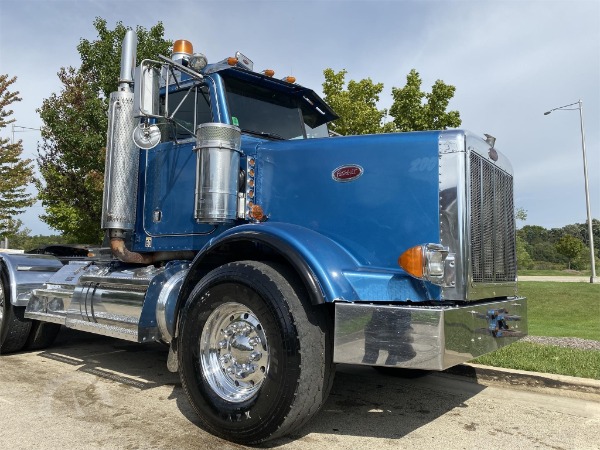 Used 2000 Peterbilt 378 Conventional for sale Sold at Chicago Motor Cars in West Chicago IL 60185 6
