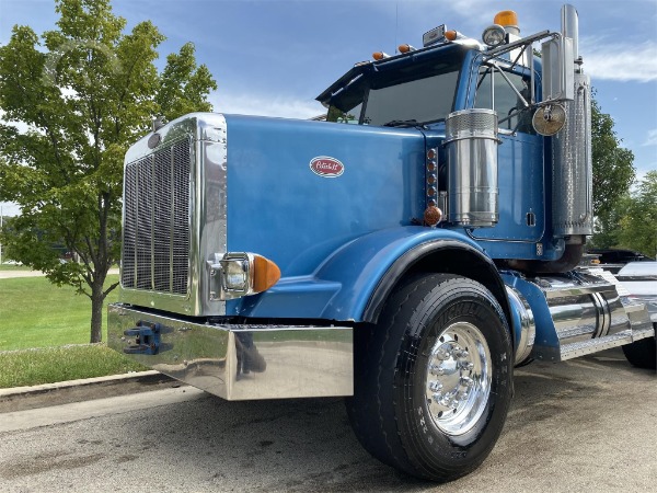 Used-2000-Peterbilt-378-Conventional