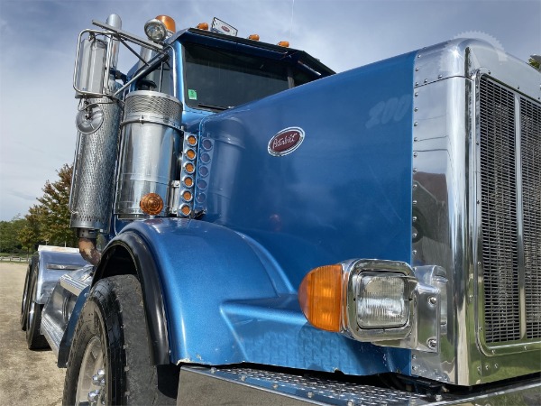 Used-2000-Peterbilt-378-Conventional