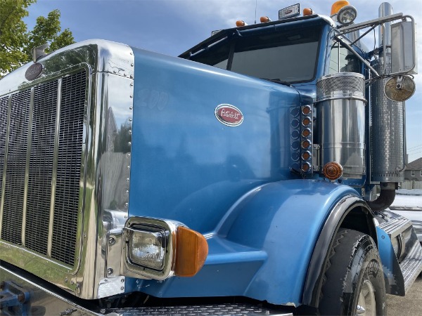 Used-2000-Peterbilt-378-Conventional