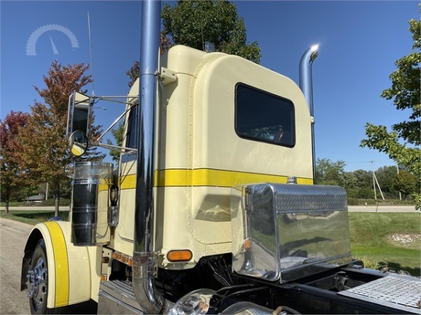 Used-1997-Peterbilt-379EXHD-Conventional