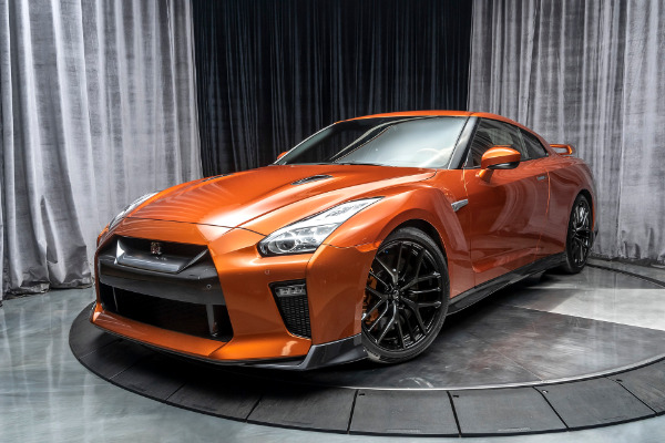 Used 2018 Nissan GT-R Premium Coupe BLAZE METALLIC! for sale Sold at Chicago Motor Cars in West Chicago IL 60185 2