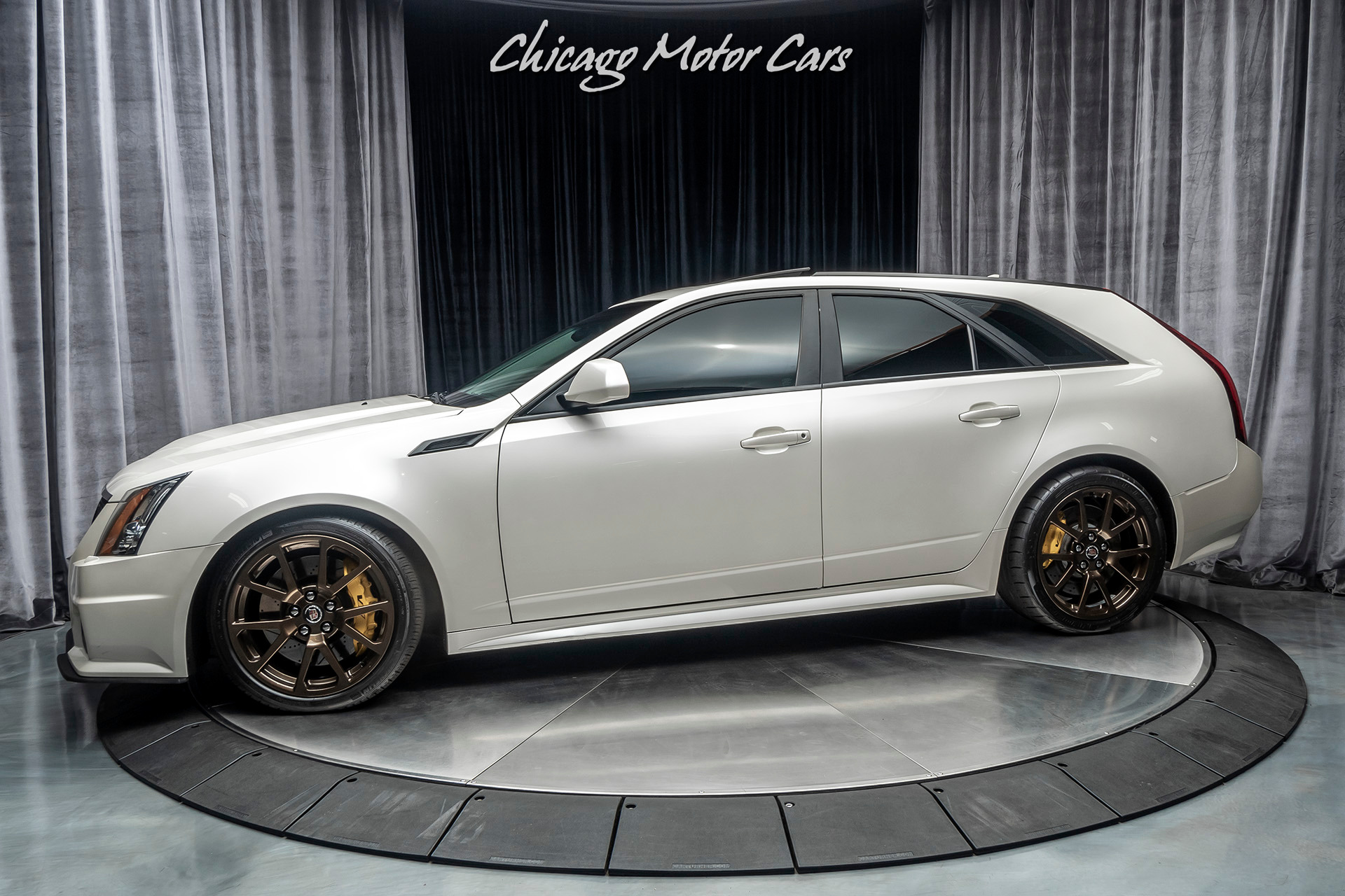 Used 2014 Cadillac CTS-V 427ci Supercharged Wagon - 860 RWHP for sale Sold at Chicago Motor Cars in West Chicago IL 60185 1