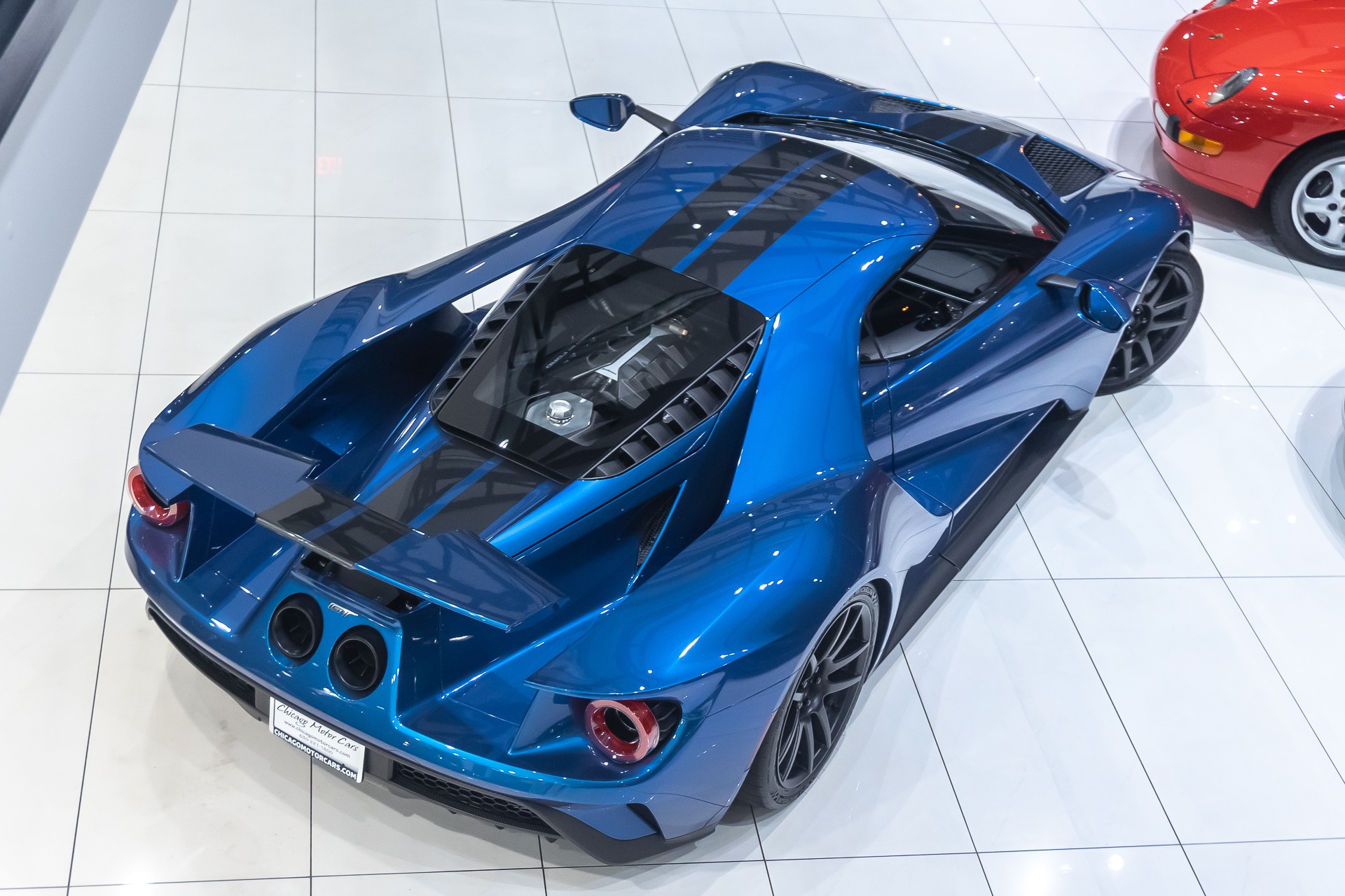 Used-2017-Ford-GT-Ford-GT-Matte-Carbon-Fiber-PKG-Stripes-COLLECTOR-QUALITY