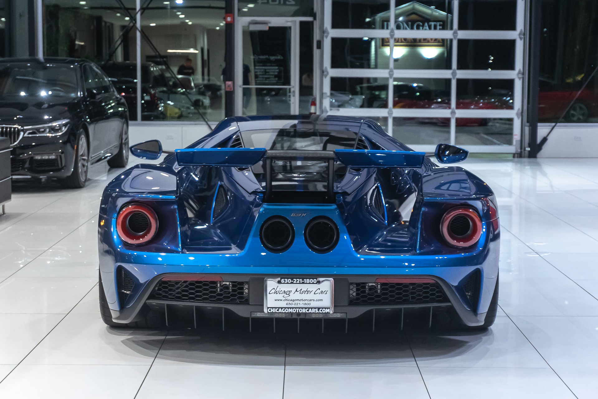 Used-2017-Ford-GT-Ford-GT-Matte-Carbon-Fiber-PKG-Stripes-COLLECTOR-QUALITY